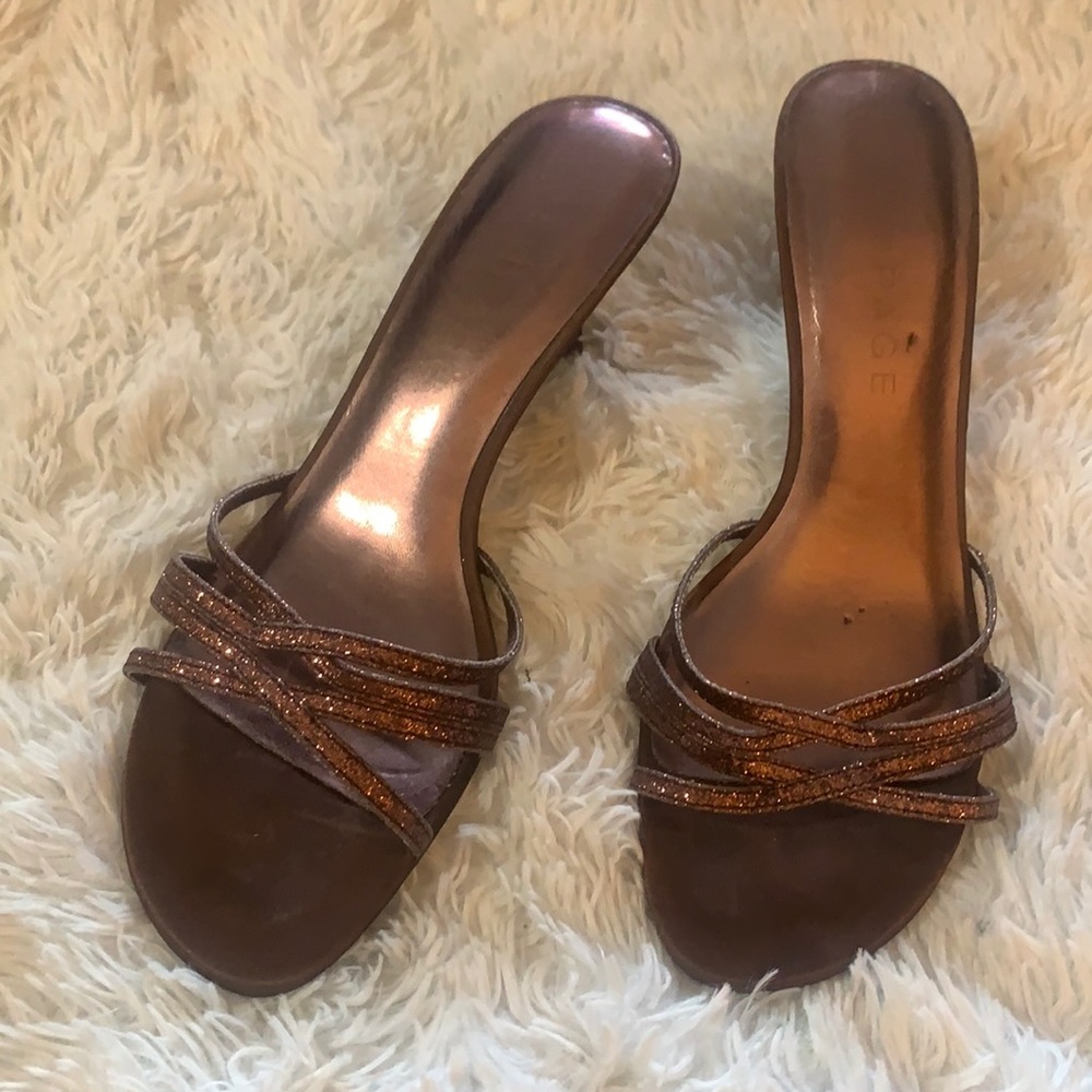 Chocolate Kitty heels